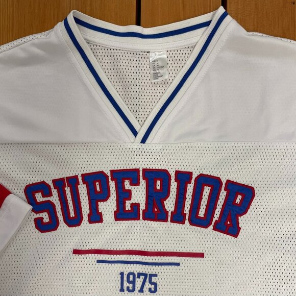 H&M Oversized Athletic Jersey Tee - Picture 3 of 4